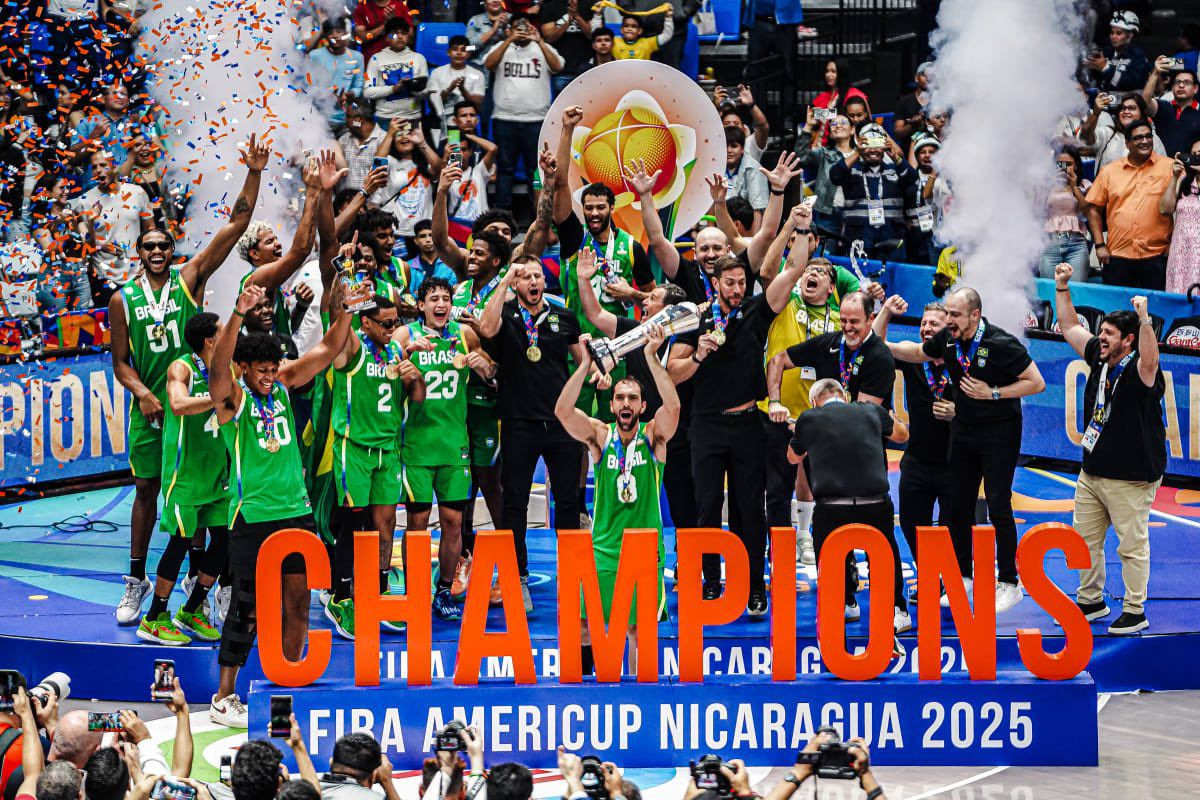 Seleção Brasileira campeã da AmericaCup (Divulgação/CBB) Seleção Brasileira campeã da AmericaCup/Divulgação/CBB