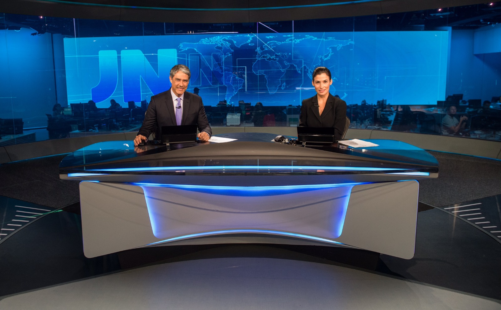 William Bonner ao lado de Renata Vasconcellos (Globo/João Cotta)