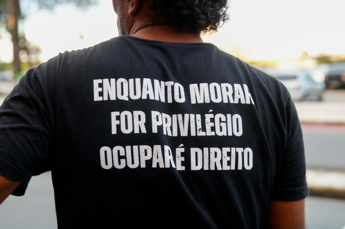 Cerca de 900 pessoas ocupam o Colégio Americano Batista atualmente (Foto: Marina Torres/DP Foto)