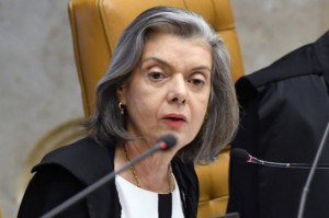 Ministra Cármen Lúcia