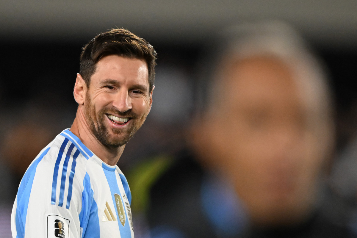 Lionel Messi em ação pela seleção argentina/Luis ROBAYO / AFP