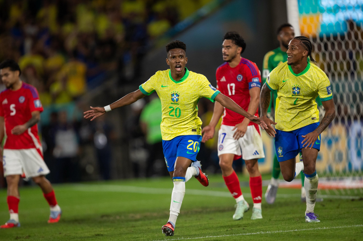 Atacante Estevão abriu o placar ainda no primeiro tempo. (Caio Falcão/DP Esportes) Atacante Estevão abriu o placar ainda no primeiro tempo./Caio Falcão/DP Esportes
