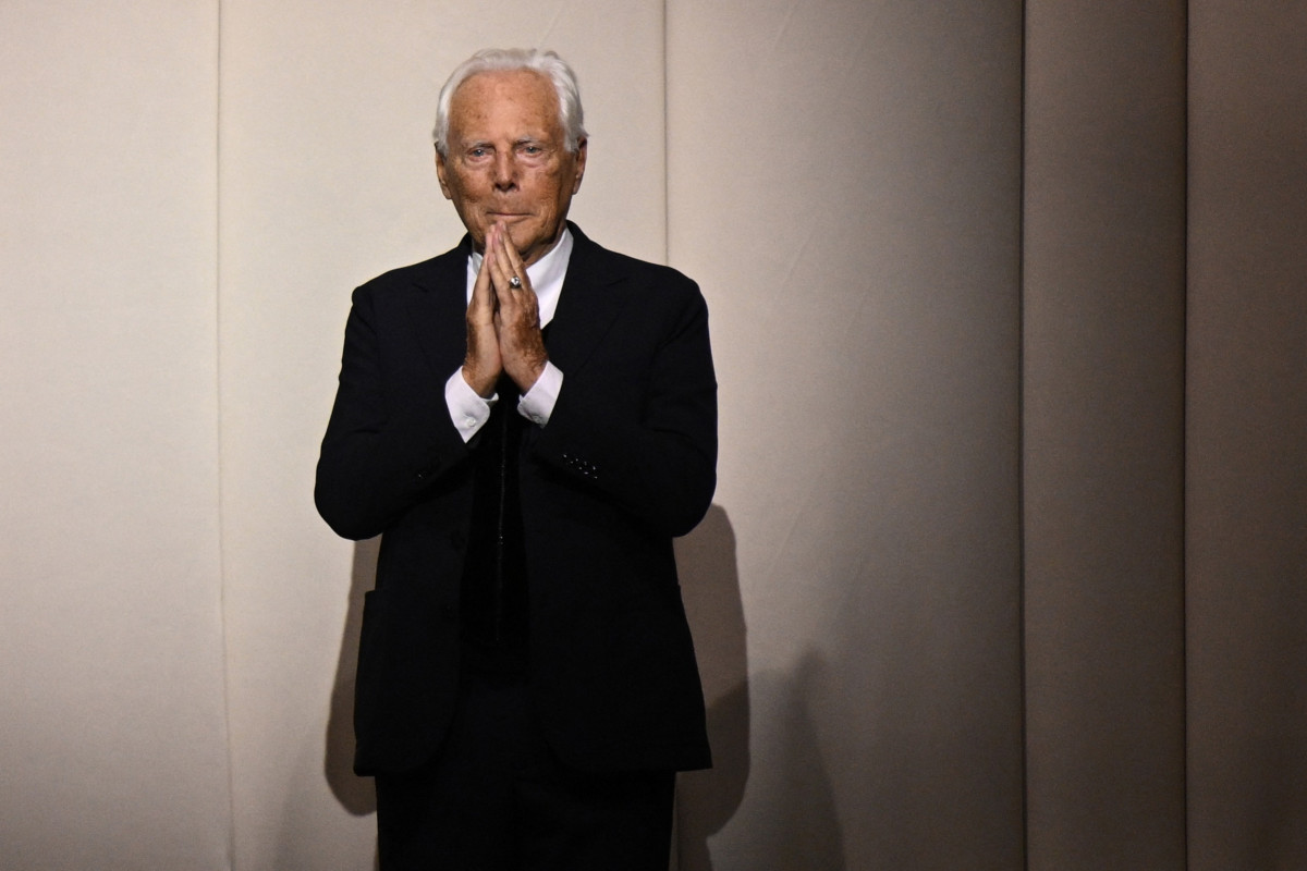Estilista italiano Giorgio Armani faleceu aos 91 anos (JULIEN DE ROSA / AFP) Estilista italiano Giorgio Armani faleceu aos 91 anos/JULIEN DE ROSA / AFP