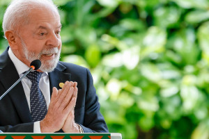 Presidente da República, Luiz Inácio Lula da Silva, durante encontro dos Presidentes dos Estados Partes do Tratado de Cooperação Amazônica com a Sociedade Civil e Comunidades Indígenas. Plaza de Armas – Bogotá (Colômbia)
Foto: Ricardo Stuckert / PR