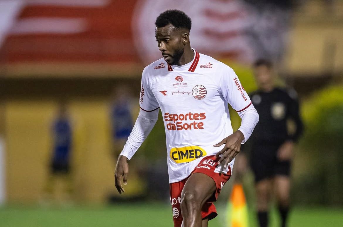Igor Fernandes, lateral do Náutico/Reprodução