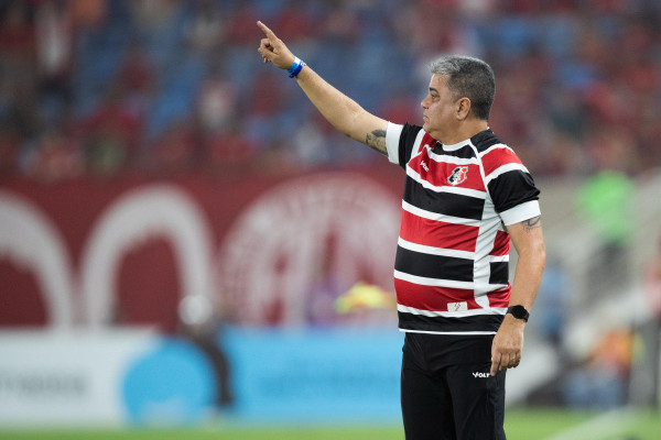 Marcelo Cabo, técnico do Santa Cruz