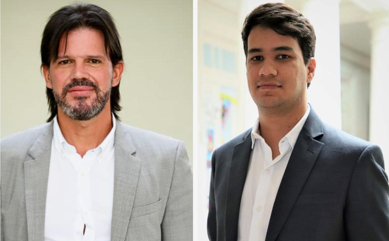 André Fonseca, novo presidente do DER-PE, e o economista Pedro Neves, que assumiu o lugar de Fonseca na secretaria executiva da Semobi (Divulgação) André Fonseca, novo presidente do DER-PE, e o economista Pedro Neves, que assumiu o lugar de Fonseca na secretaria executiva da Semobi/Divulgação