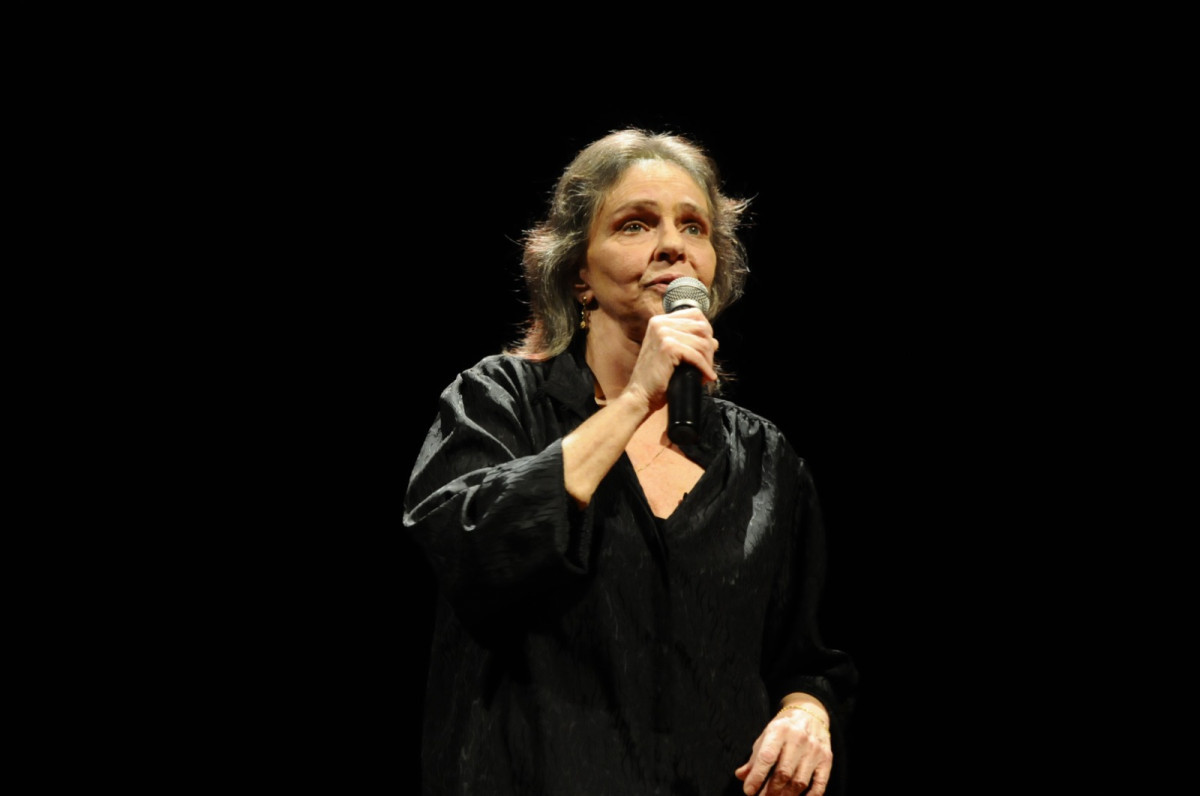 Angela Ro Ro é autora de hits como Amor, Meu Grande Amor e Só Nos Resta Viver (Foto: Ricardo Fernandes)