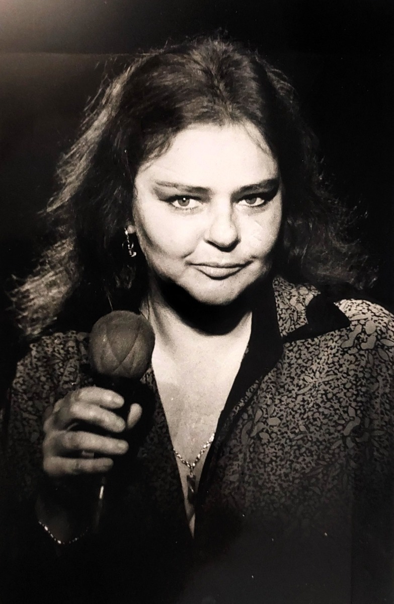 Angela Ro Ro é autora de hits como Amor, Meu Grande Amor e Só Nos Resta Viver (Foto: Arquivo/DP)