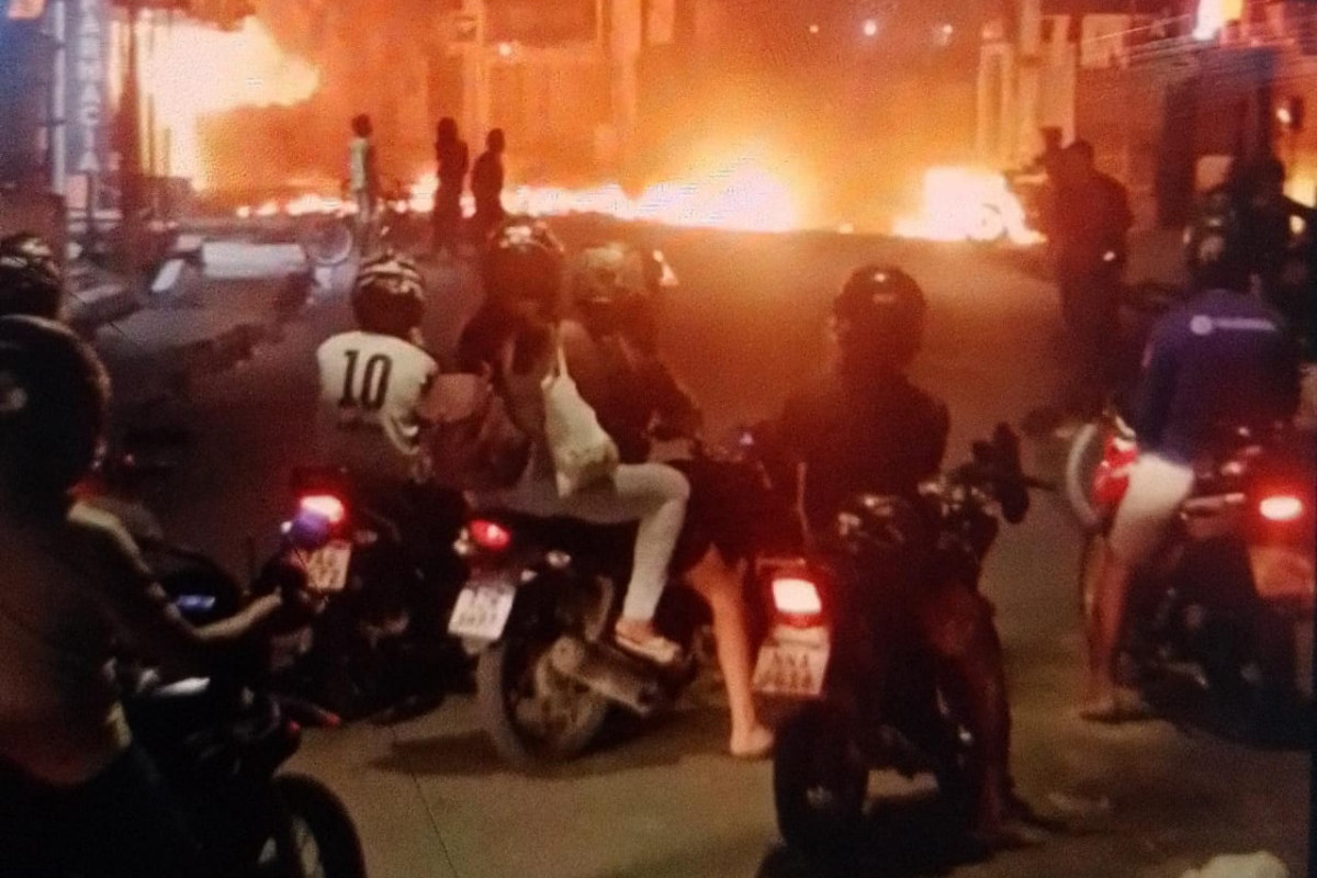 Criminosos ateiam fogo em Nova Descoberta/Foto: Reprodução/Telegram