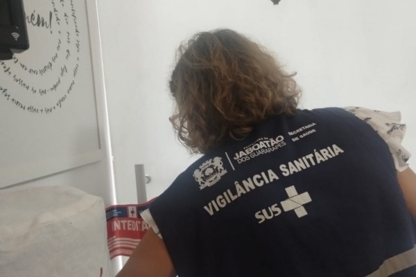 Clínicas em Piedade, em Jaboatão, são interditadas