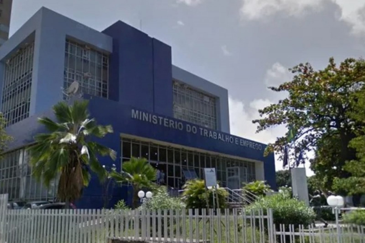 A Auditoria Fiscal do Trabalho em Pernambuco notificou 136 empresas do ramo da construção civil e setor sucroalcooleiro em função do baixo índice de contratação de jovens aprendizes (Foto: Divulgação/MTE) A Auditoria Fiscal do Trabalho em Pernambuco notificou 136 empresas do ramo da construção civil e setor sucroalcooleiro em função do baixo índice de contratação de jovens aprendizes/Foto: Divulgação/MTE