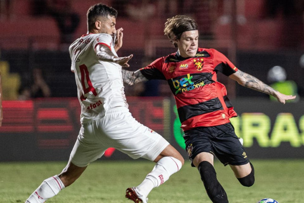 Partida entre Sport x Bragantino, na Ilha do Retiro, válida pelo primeiro turno da Série A 2025 (Rafael Vieira/DP Foto)
