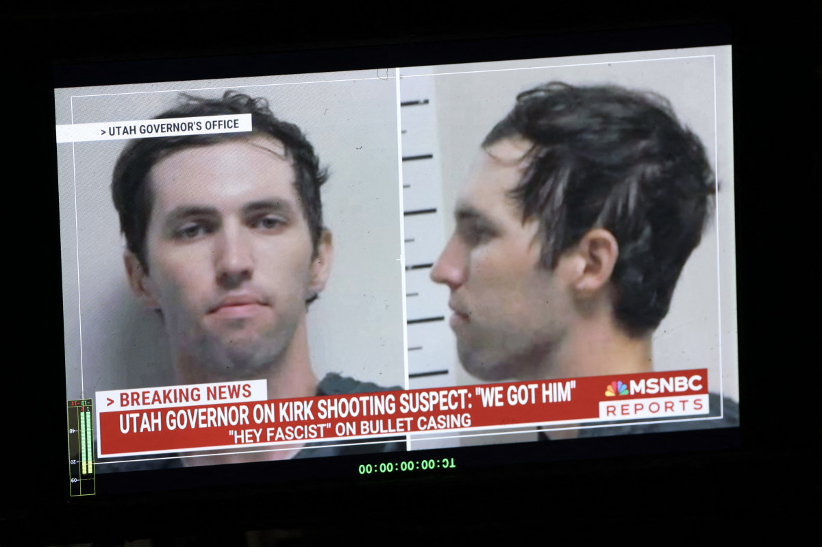 Foto de Tyler Robinson, o suspeito de matar Charlie Kirk em 11 de setembro, em Orem, Utah, em 12 de setembro de 2025. O presidente dos EUA, Donald Trump, anunciou na sexta-feira que o suspeito havia sido preso pelo assassinato do ativista de direita Charlie Kirk após uma grande perseguição. (Foto de Patrick T. Fallon / AFP)/ AFP