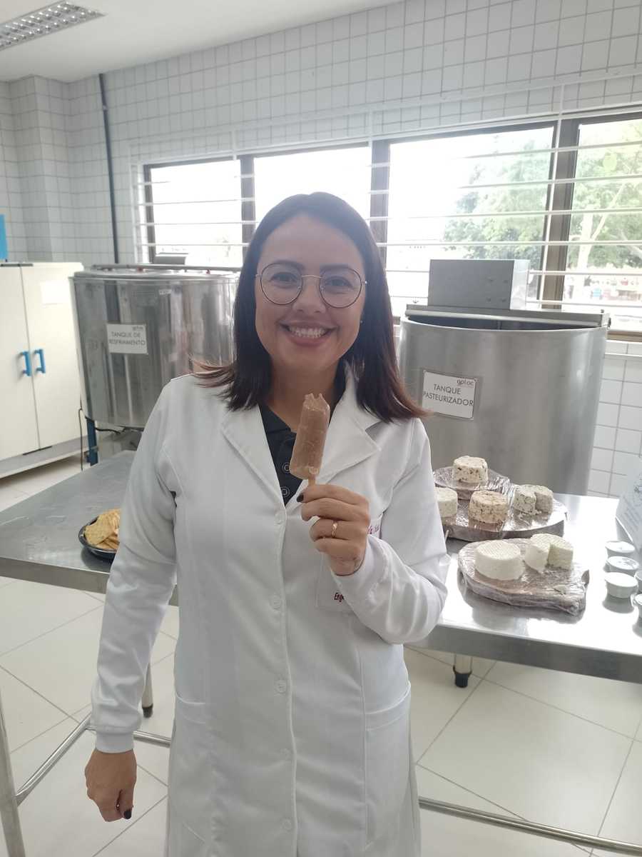 Produtos como queijo, requeijão, iogurte e sorvete de leite de jumenta estão sendo produzidos pelo projeto (Cortesia)