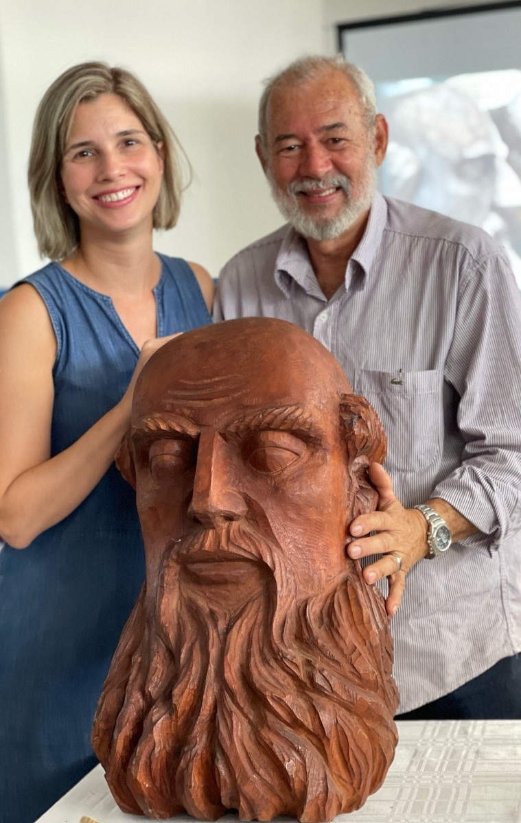 Marly Queiroz homenageia oito mestres artesãos/Foto: Divulgação