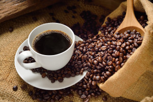 Os EUA lideraram o ranking mensal deste ano como principais importadores dos cafés especiais brasileiros até agosto, tanto que ainda são o maior destino do produto no acumulado de 2025. Entretanto, no mês passado, os norte-americanos caíram para o sexto lugar 