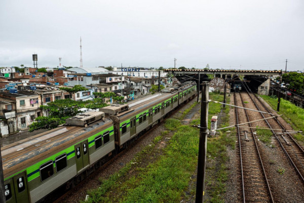 Com relação à garantia dos empregos dos metroviários, Raquel afirmou que o Governo Federal não demitirá ninguém. 
 (Foto: Rafael Vieira / DP Fotos)