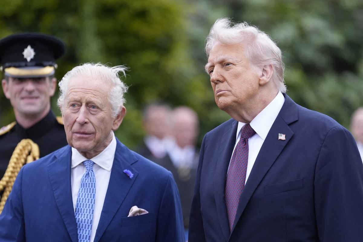 Rei Charles III e Donald Trump/Andrew Matthews / POOL / AFP