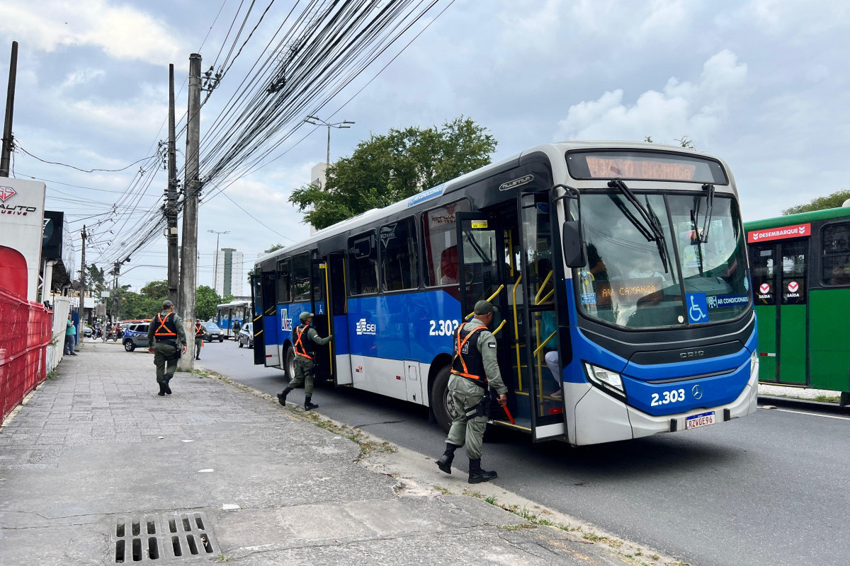 Roubos em ônibus diminuíram em agosto, diz governo (Foto: SDS-PE/Divulgação)