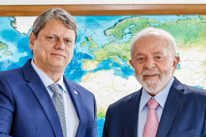 O Presidente da República, Luiz Inácio da Silva, se reune com o Governador de São Paulo, Tarcísio de Freitas, no Palácio do Planalto