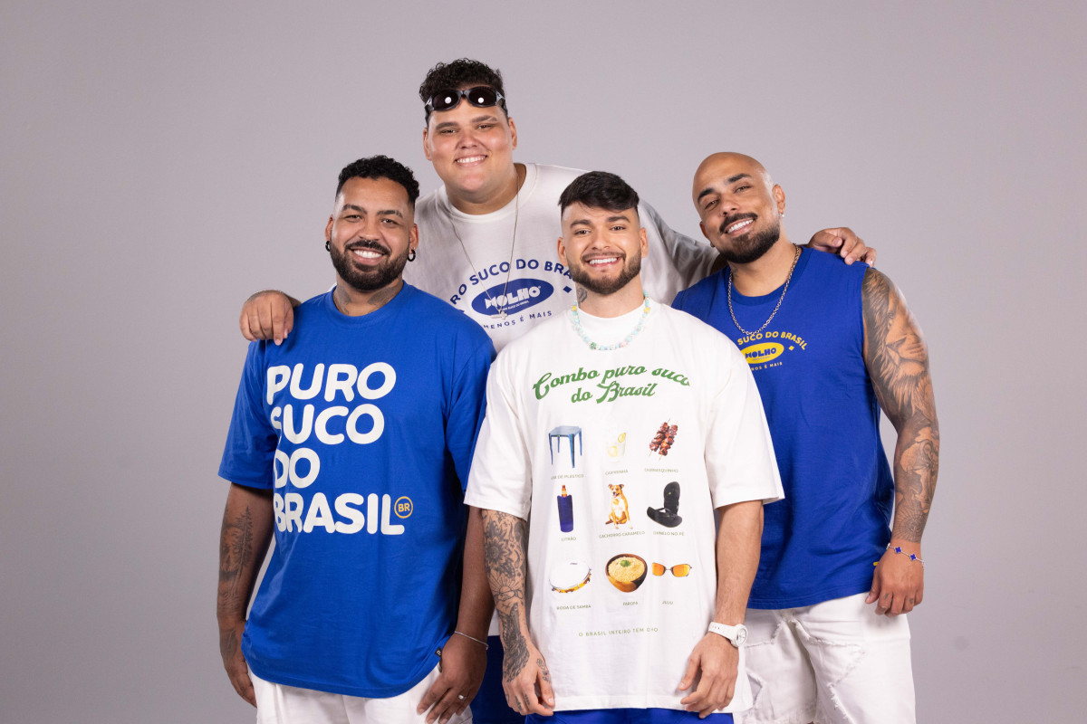 O Menos é Mais é formado por Paulinho Félix, Duzão, Gustavo Goes e Ramon Alvarenga. (Thais Mallon) O Menos é Mais é formado por Paulinho Félix, Duzão, Gustavo Goes e Ramon Alvarenga. /Thais Mallon