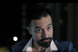 Domingos Antonio, diretor do filme, também interpreta o personagem Gregório