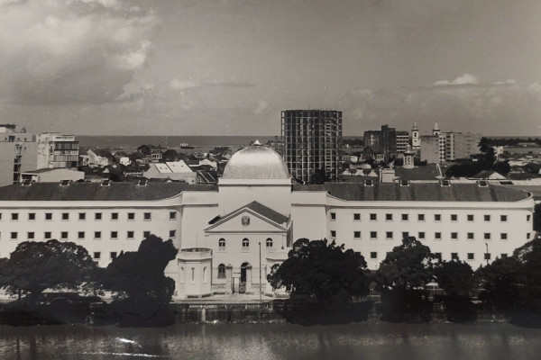 Casa de Detenção do Recife foi projetada para ser uma das penitenciárias mais modernas do Brasil  (Foto: Arquivo/DP)