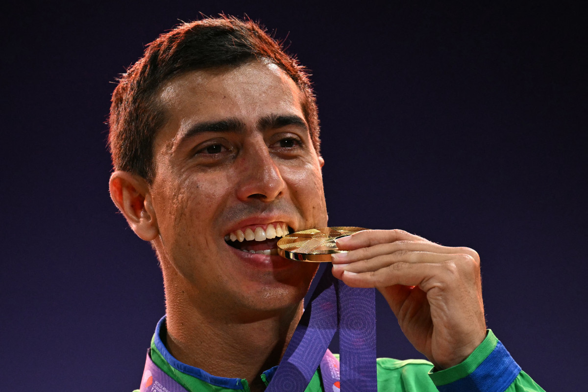 Campeão mundial dos 20 km da marcha atlética, Caio Bonfim (Philip Fong/AFP) Campeão mundial dos 20 km da marcha atlética, Caio Bonfim/Philip Fong/AFP