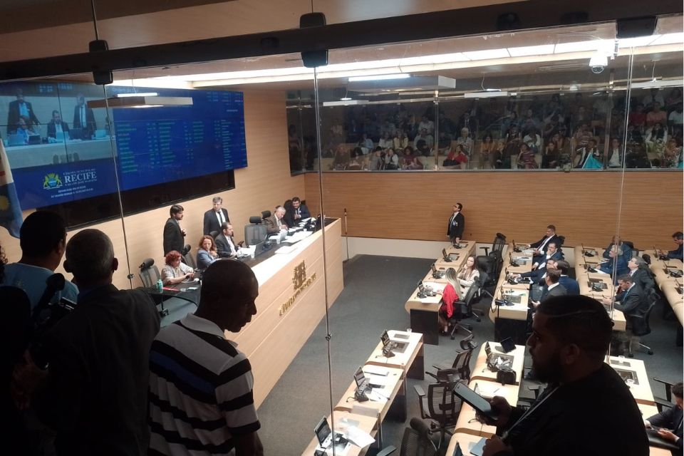 Projeto foi aprovado em duas sessões realizadas nesta terça (23)/Marília Parente/DP