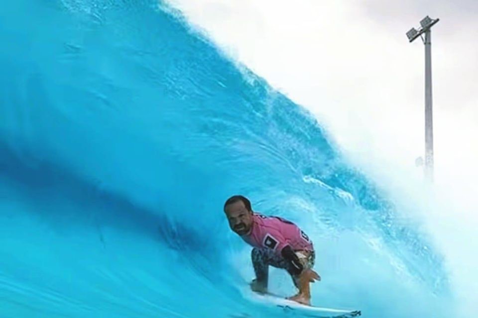 Surfista Roberto Pino/Divulgação