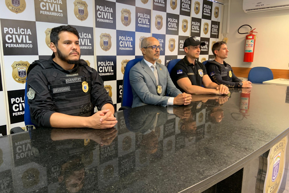 Delegado Cley Anderson, Titular 3ª DPH; Delegado Ivaldo Pereira, Gestor DIRESP; Delegado Diego Pinheiro, Gestor DHPP; Delegado Caio Wagner, Adjunto 3ª DPH/Divulgação/PCPE