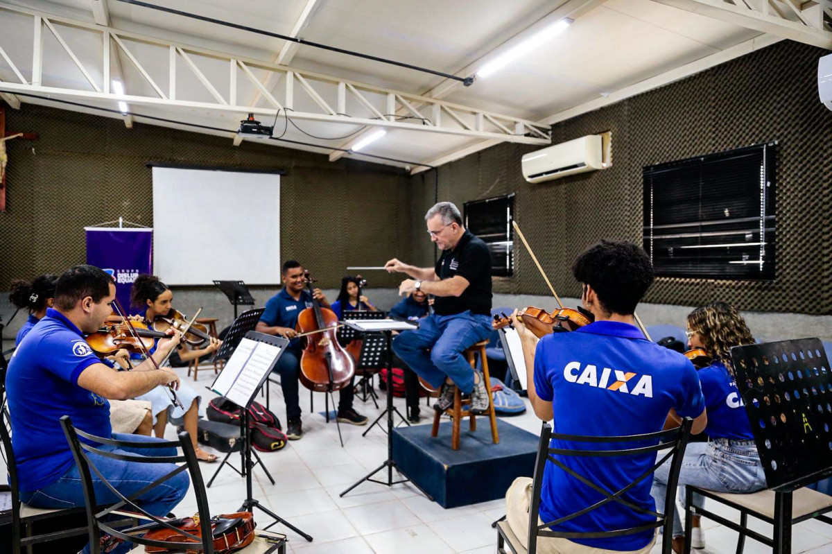 Jovens da Orquestra Criança Cidadã em ensaio antes da turnê internacional pela paz
/Crisly Viana/DP