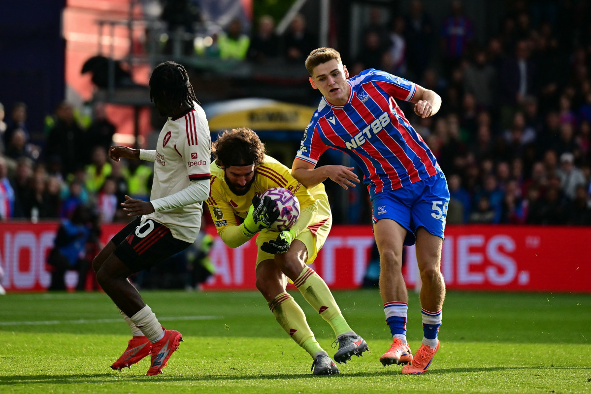Crystal Palace x Liverpool, jogo válido pela Premier League/BEN STANSALL / AFP