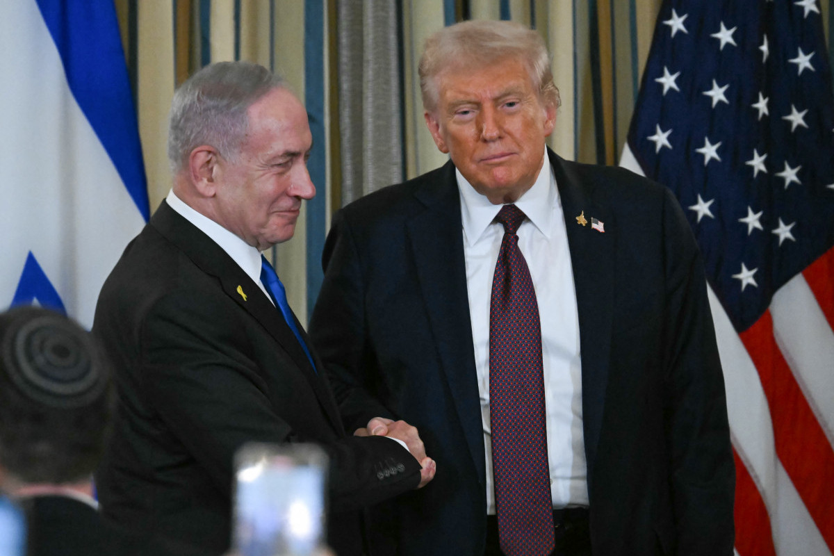 O presidente dos EUA, Donald Trump e o primeiro-ministro de Israel, Benjamin Netanyahu/ANDREW CABALLERO-REYNOLDS / AFP