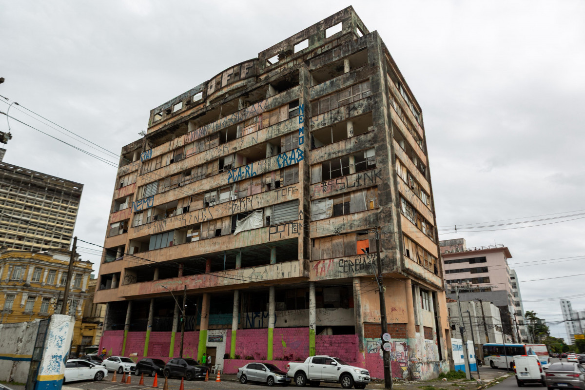 O Edifício Segadas Viana foi inaugurado em 1953 como sede estadual do Instituto de Administração Financeira da Previdência e Assistência Social (Iapas) e posteriormente abrigou o INSS/Foto: Rafael Vieira / DP Fotos
