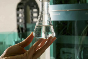 Intoxicação por metanol é diferente do abuso de álcool; veja os sinais
