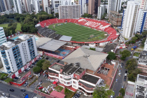 Recife, PE, 20/09/2025 - N&Aacute;UTICO X PONTE PRETA - Na tarde deste s&aacute;bado(20), a equipe do N&aacute;utico recebeu a equipe da Ponte Preta pelo Campeonato Brasileiro da Serie C 2025 no est&aacute;dio dos Aflitos.