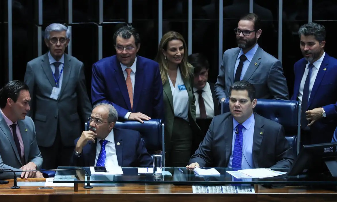 Projeto foi aprovado no Senado nesta quarta-feira (1º) /Lula Marques/Agência Brasil