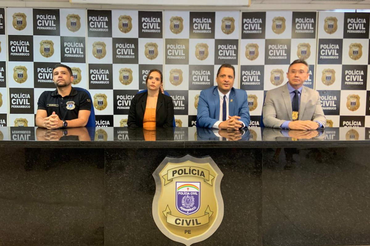 Delegado Ney Luiz, Titular da Delegacia de Porto de Galinhas; Katarina Gouveia, Promotora GAECO; Delegado Paulo Gondim, Gestor DIM; Delegado Altemar Mamede, DESEC Cabo de Santo Agostinho./Foto: Divulgação/PCPE