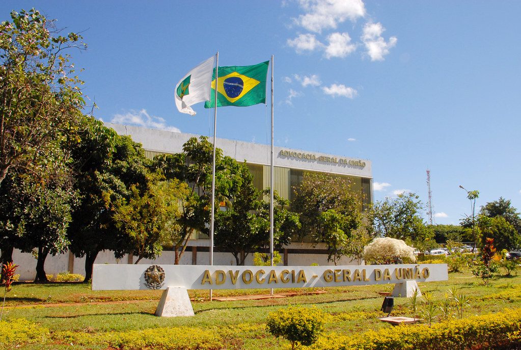 AGU notifica Meta por medidas contra venda de produtos usados na falsificação de bebidas/Foto: Sérgio Moraes/Ascom AGU
