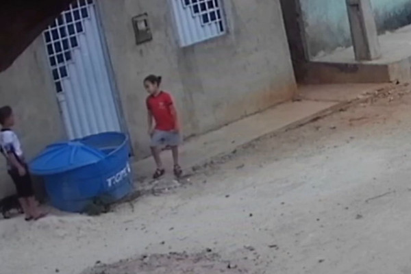 A menina desapareceu no domingo (5) (Foto: Reprodução)