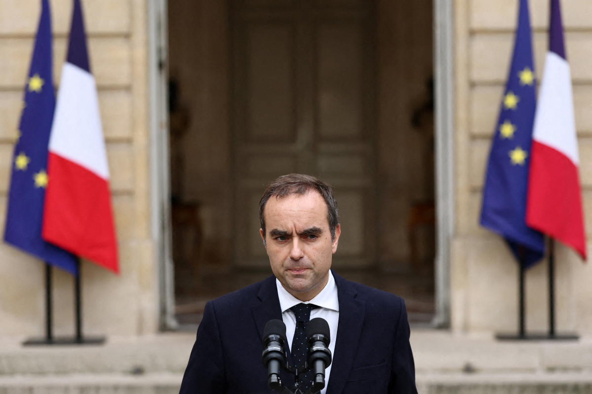 O presidente da França, Emmanuel Macron, aceitou o pedido de demissão apresentado pelo primeiro-ministro Sébastien Lecornu/ tephane Mahe / POOL / AFP