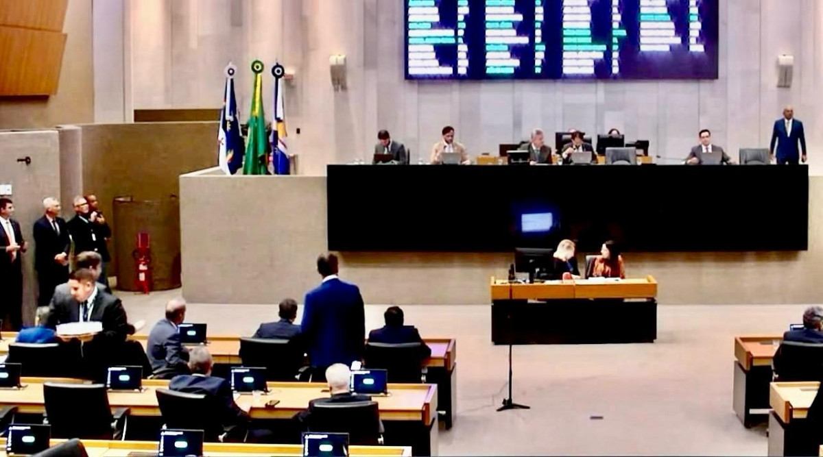 Ainda falta um ano para as eleições, mas os deputados, principalmente, estaduais em Pernambuco já fazem os cálculos para ver em quais partidos terão mais chances de reeleição/Foto: Reprodução/Blog Dantas Barreto