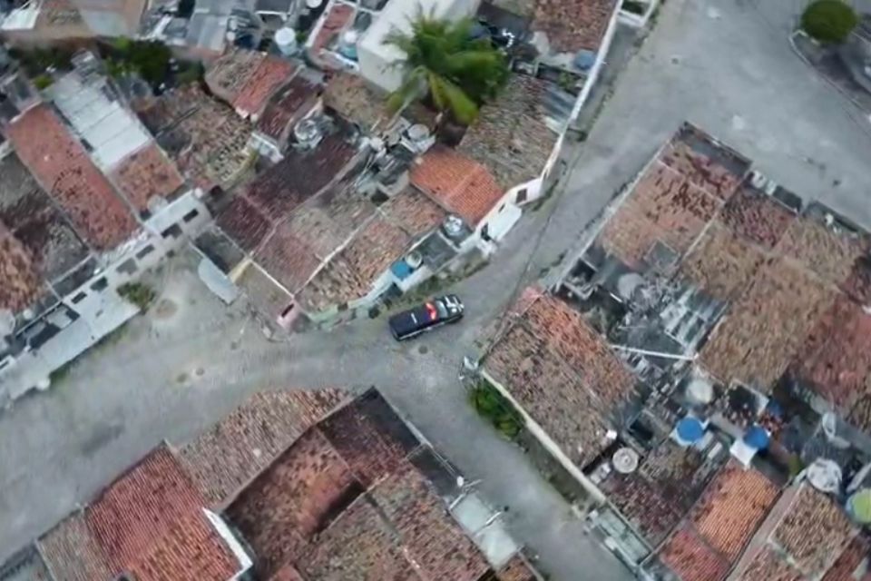 Operação da Polícia mira quadrilha envolvida com roubo, extorsão e lavagem de dinheiro
(Ascom/PCPE) Operação da Polícia mira quadrilha envolvida com roubo, extorsão e lavagem de dinheiro
/Ascom/PCPE