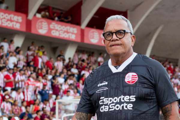 Hélio dos Anjos, técnico do Náutico (Rafael Vieira/FPF)