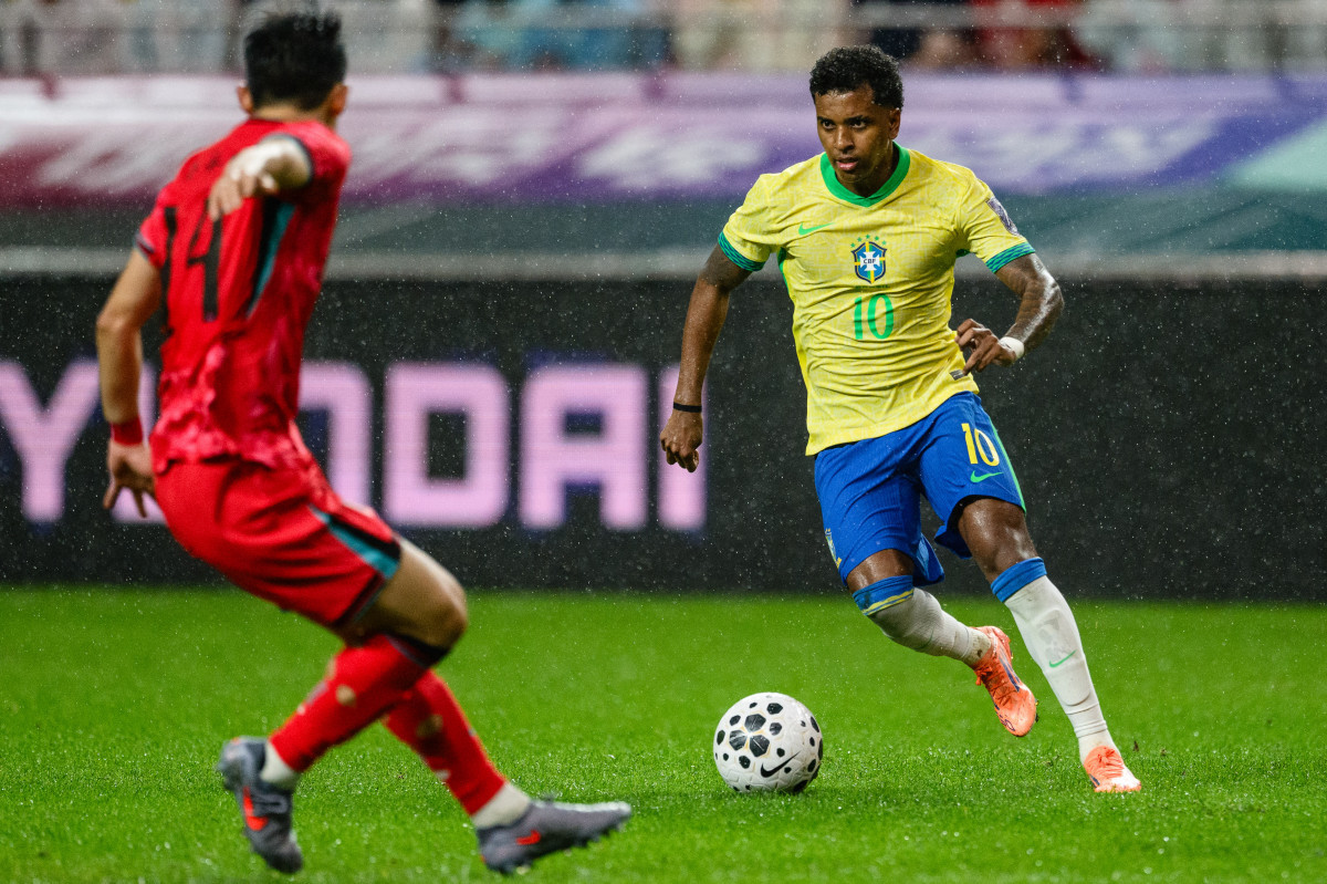 Rodrygo, atacante da Seleção Brasileira/ANTHONY WALLACE / AFP