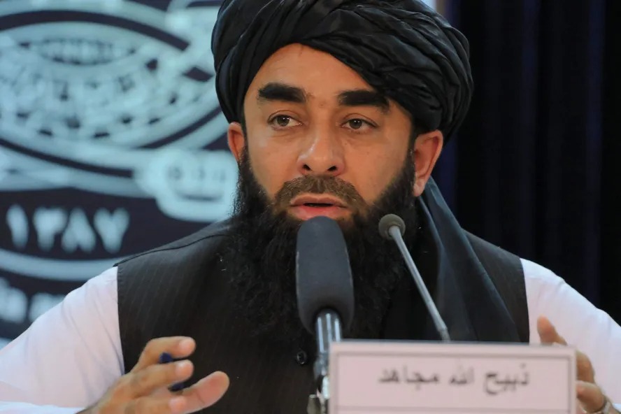 Porta-voz do governo, Zabihullah Mujahid (AFP) Porta-voz do governo, Zabihullah Mujahid/AFP