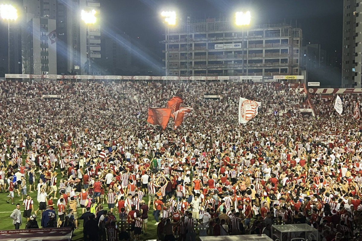 Invasão da torcida do Náutico nos Aflitos/Reprodução