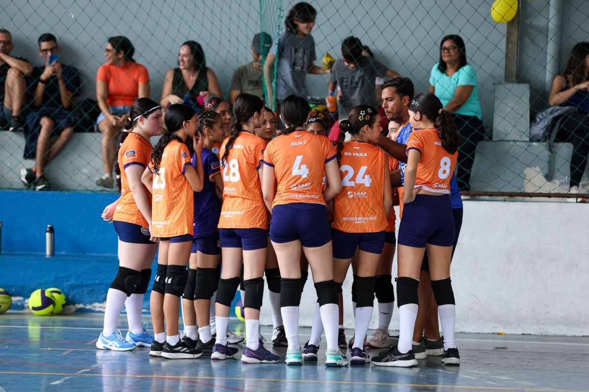 Equipe de base do Recife Vôlei/Divulgação